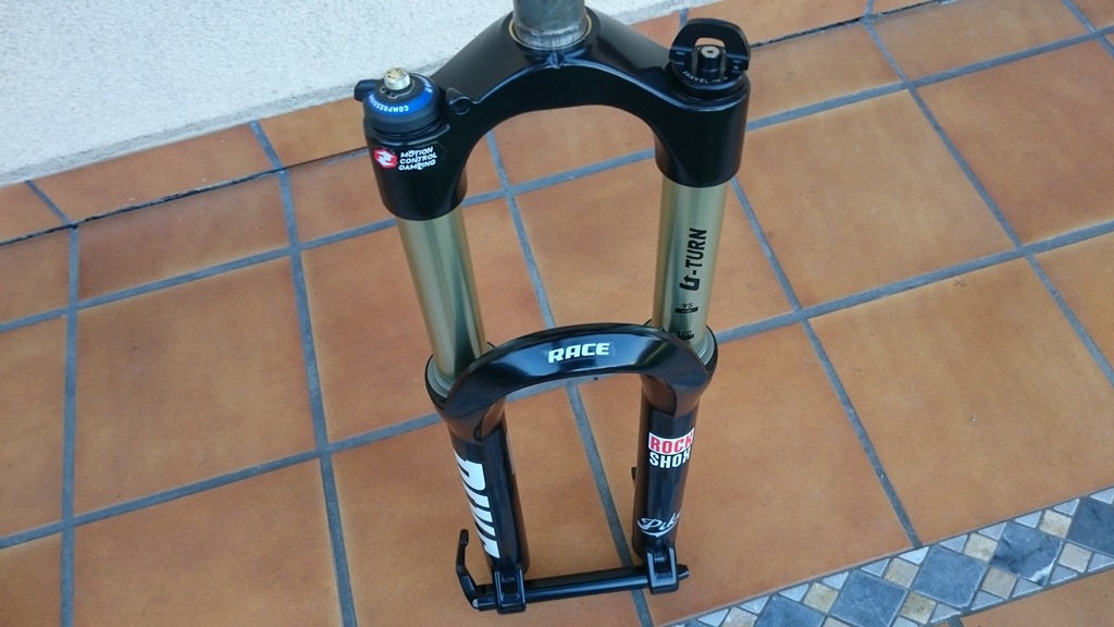 Rockshox pike u deals turn