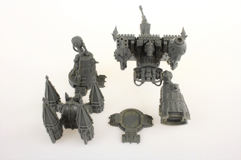 Epic 40k Imperator Titan figurka