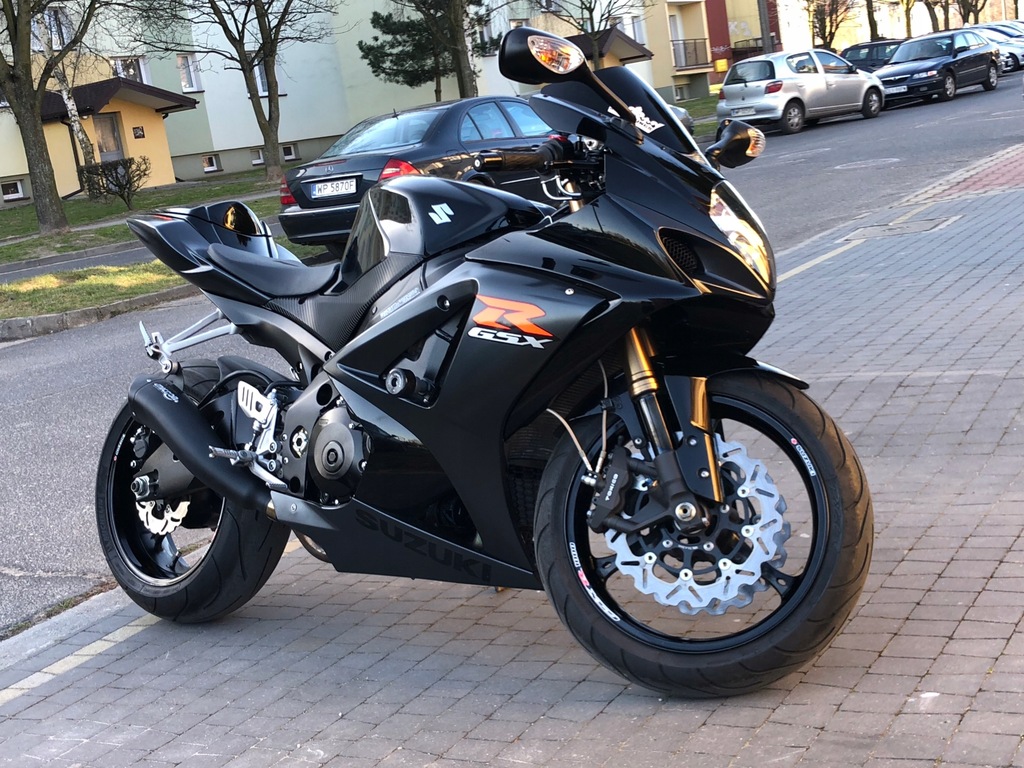 SUZUKI GSXR 1000 K7