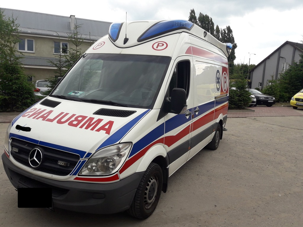 Mercedes Sprinter Delfin Ambulans Karetka Zadbana
