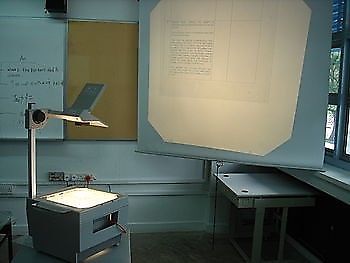 Rzutnik foliogramów pisma LECH 50A