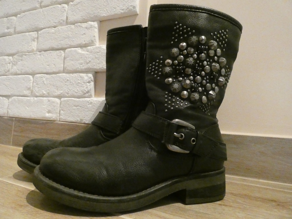 Buty botki ćwieki 38-39 Catwalk Deichmann