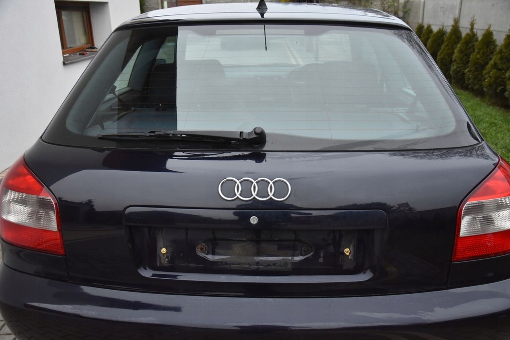 AUDI A3 8L FL LIFT KLAPA TYLNA TYŁ SZYBA LZ5L