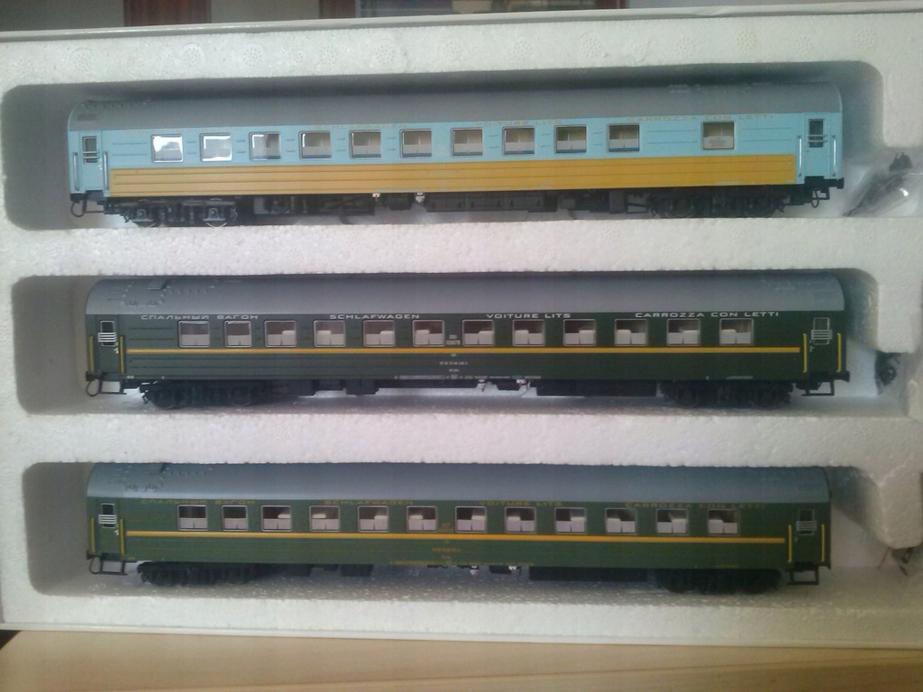 ACME 55136, set wagonów SZD-RZD OST-WEST