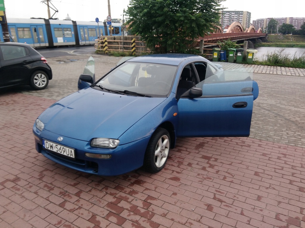 Mazda 323F rok 1997 1,5 benzyna 7464908757 oficjalne