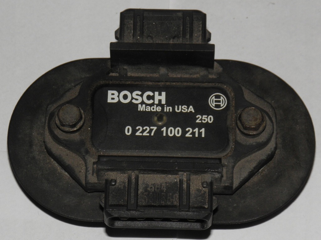 Moduł zapłonowy AUDI 1.8T VW Bosch 0227100211 GWAR