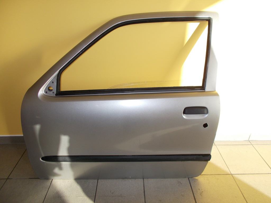 Fiat Seicento Drzwi lewe przednie przód Kod 647