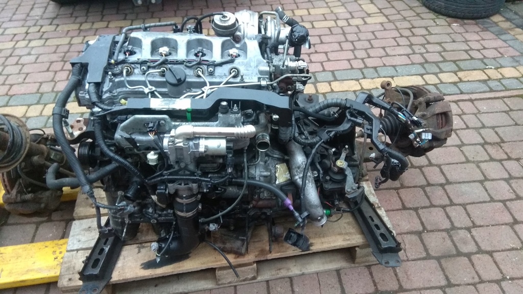 SILNIK TOYOTA AURIS AVENSIS 2.0 D4D 1AD-FTV 126KM