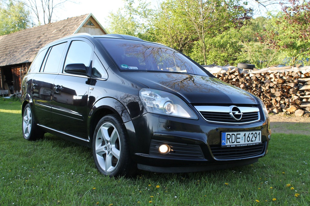Opel zafira B 1.9 Cdti 150km COSMO OPC IDS+