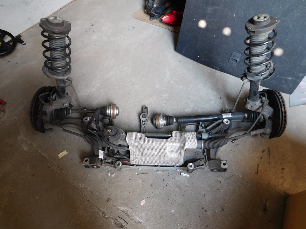 KOMPLETNE PRZEDNIE ZAWIESZENIE VW PASSAT CC B6