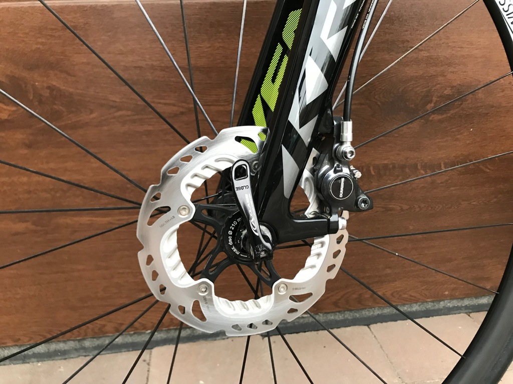 ROWER SZOSOWY KROSS VENTO 7.0 ROZMIAR M 54 CARBON 7302351878 oficjalne archiwum Allegro