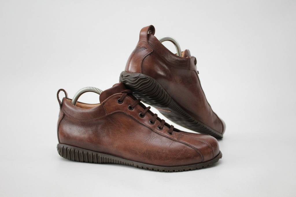 EMPORIO ARMANI - skórzane buty r. 41 (26,8 cm)