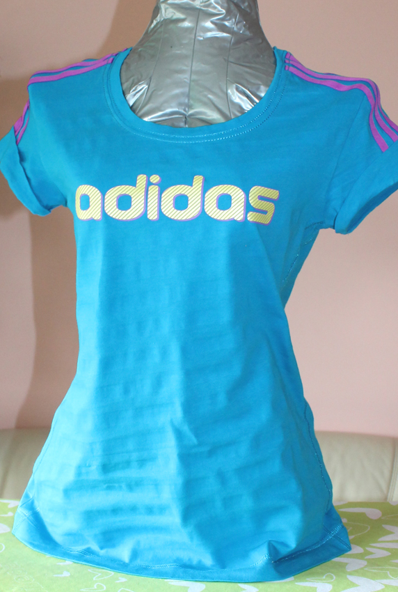 Adidas - Bawełniana niebieska bluzeczka roz. 38