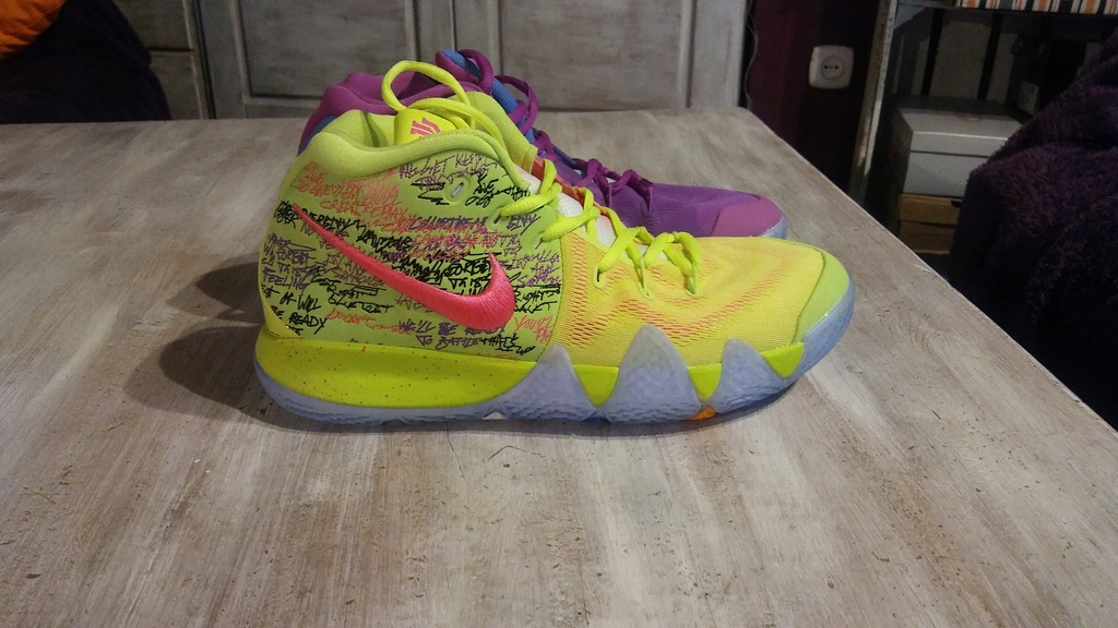 Kyrie irving 4 clearance multicolor