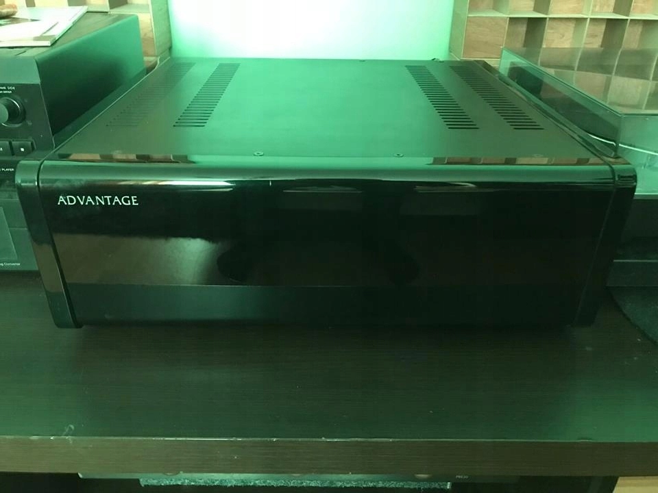 Wzmacniacz Mocy Advantage A300 Bladelius WBT