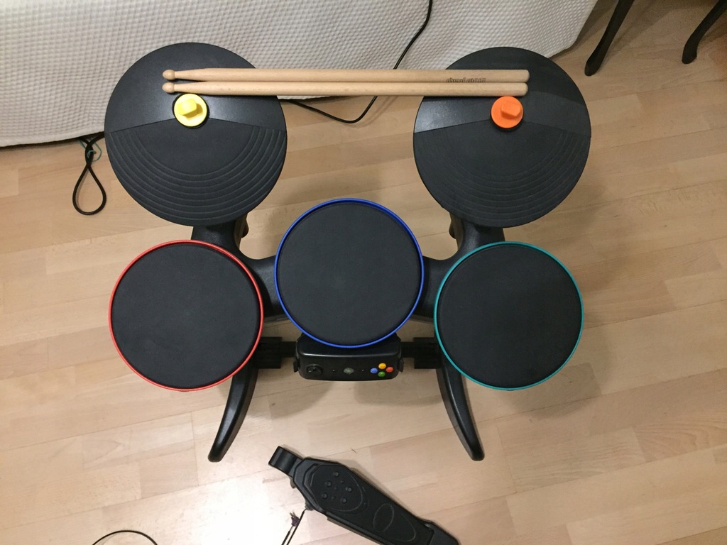 Perkusja Drum kit Rock band Guitar hero xbox 360