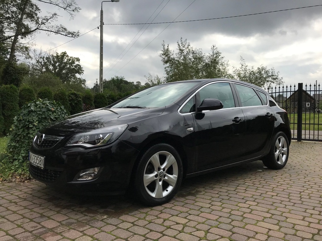 Opel astra j 2014