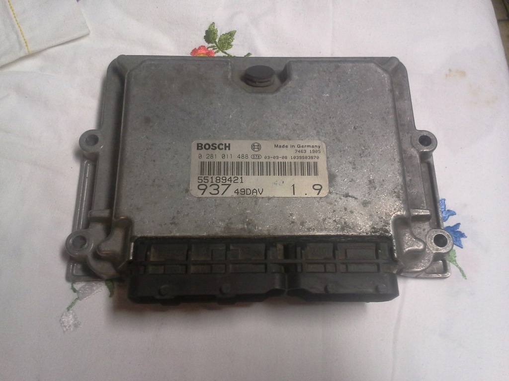 Komputer silnika Alfa 147 0281011488 immo off