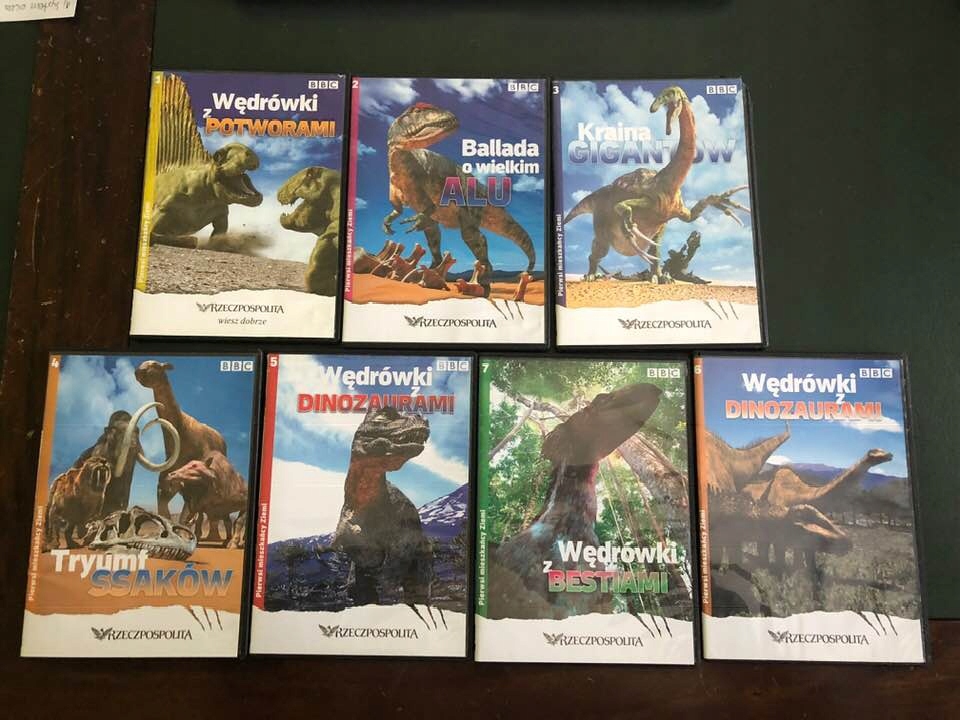 ZESTAW 7 FILMÓW - WĘDRÓWKI Z DINOZAURAMI - DVD