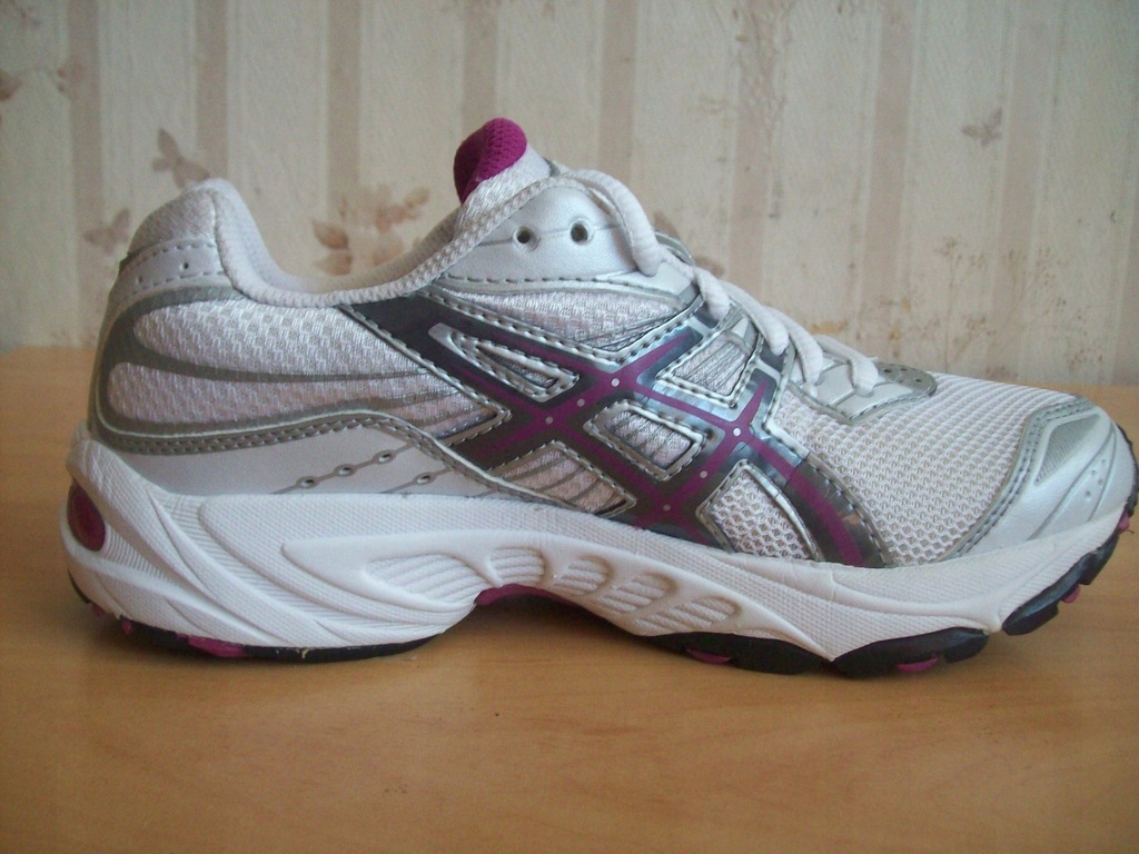 asics gel galaxy 4