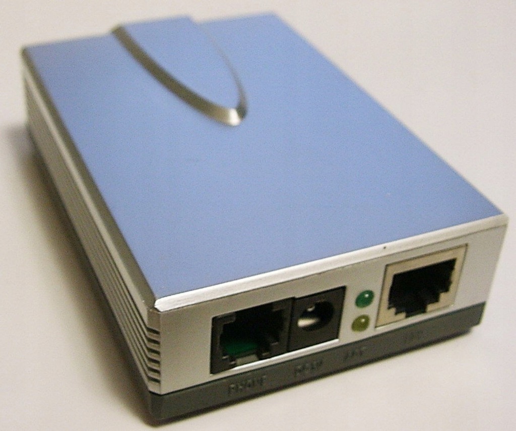 CISCO LINKSYS / SIPURA SPA1001 + TELEFON PANASONIC