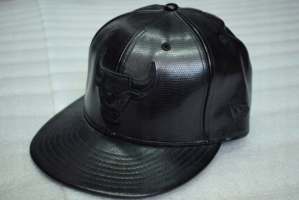 NEW ERA NBA CHICAGO BULLS FULL CAP 7 1/4 BDB
