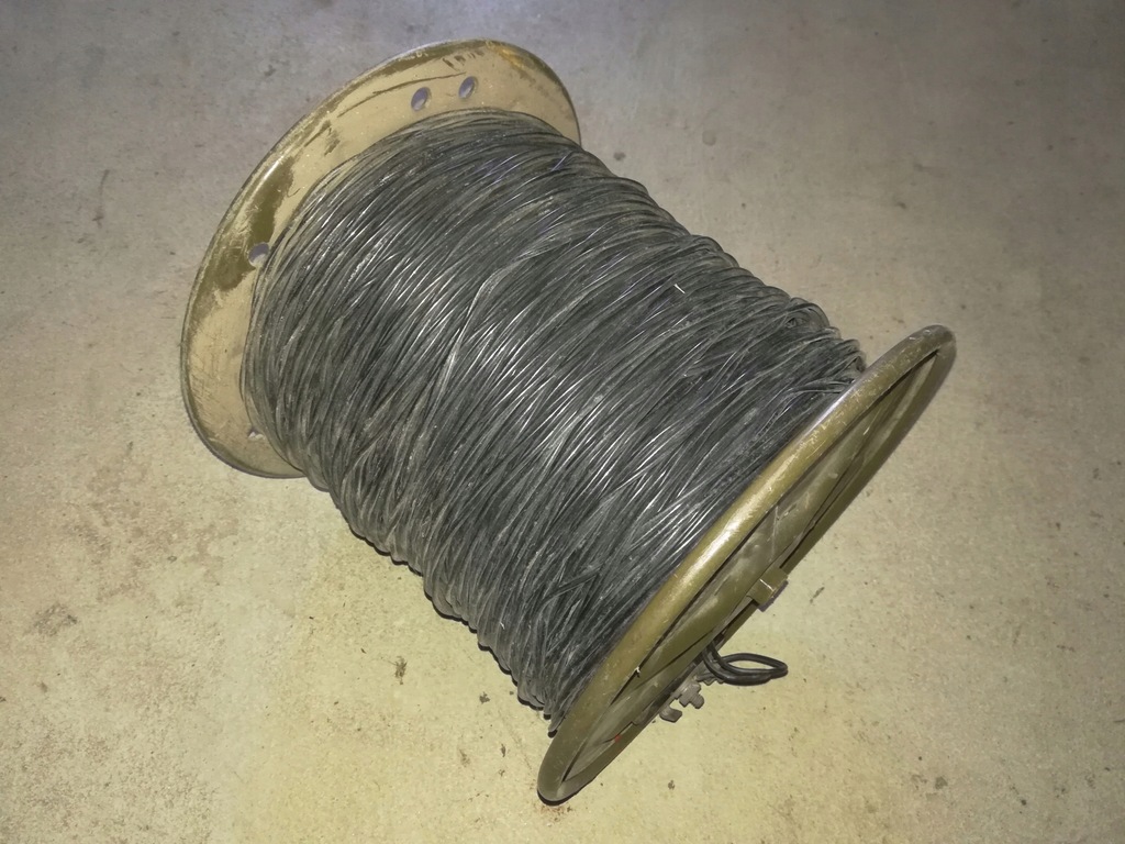Polowy kabel lekki 500 m radiostacja telefon