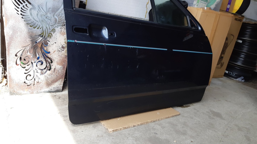 Polo 86c Drzwi prawe z szyba GT Jeton