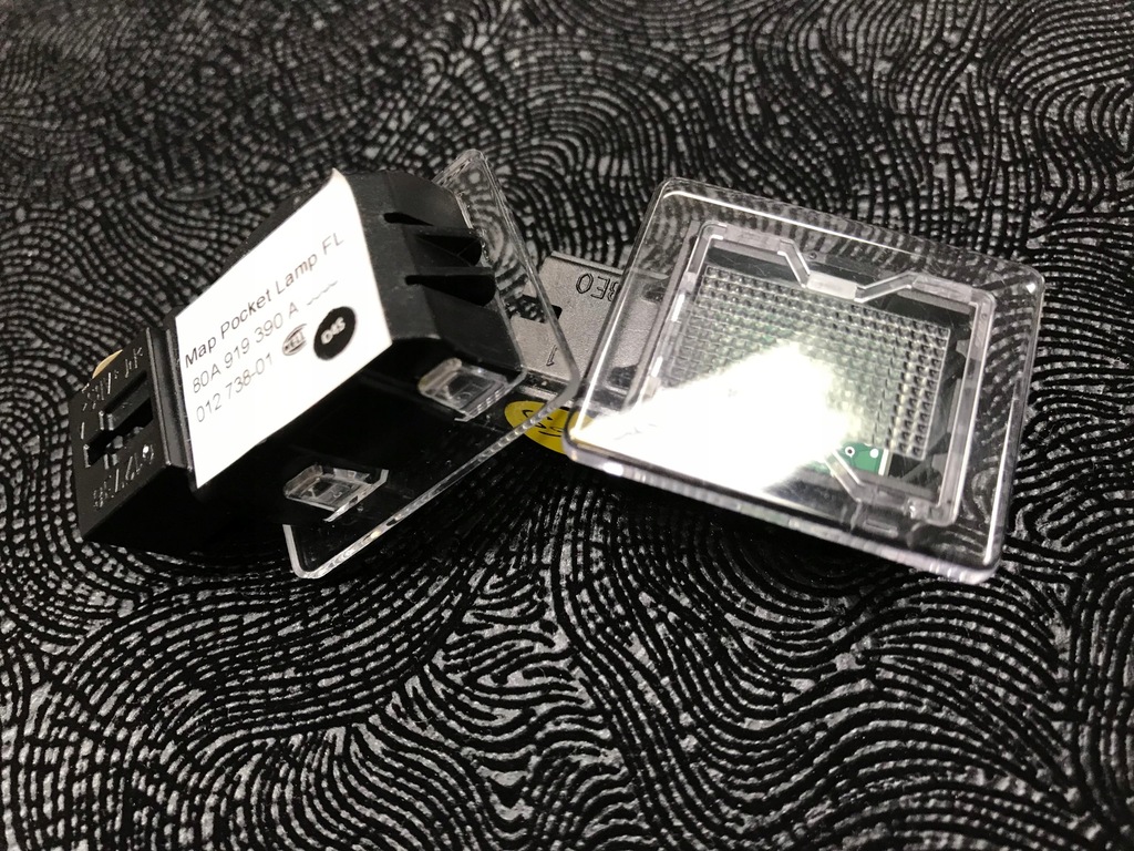 Audi Q5 80A Lampka LED 80A919390A 80A 919 390