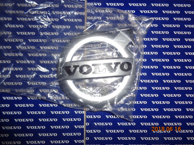 Emblemat atrapy Volvo FH12
