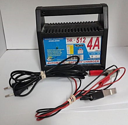 PROSTOWNIK DO AKUMULATORÓW 12V THR-512 4A