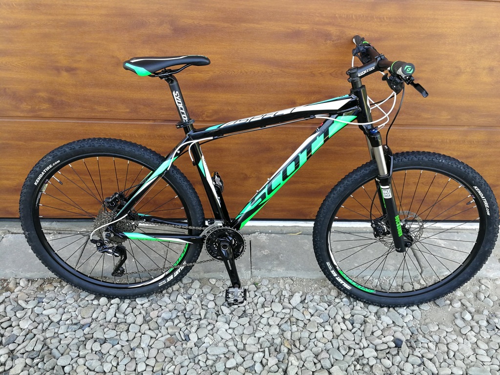 Scott deals aspect 710