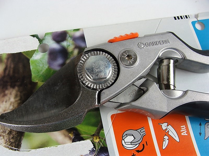 GARDENA PREMIUM BP50 SEKATOR OGRODOWY 8702-20 FV - 7348948304 ...