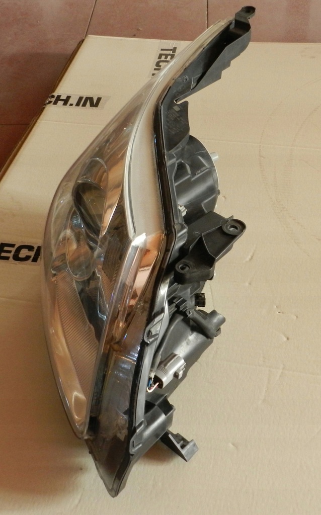 Lampa toyota avensis t27 0812 H279GRDE HAL 7559717919