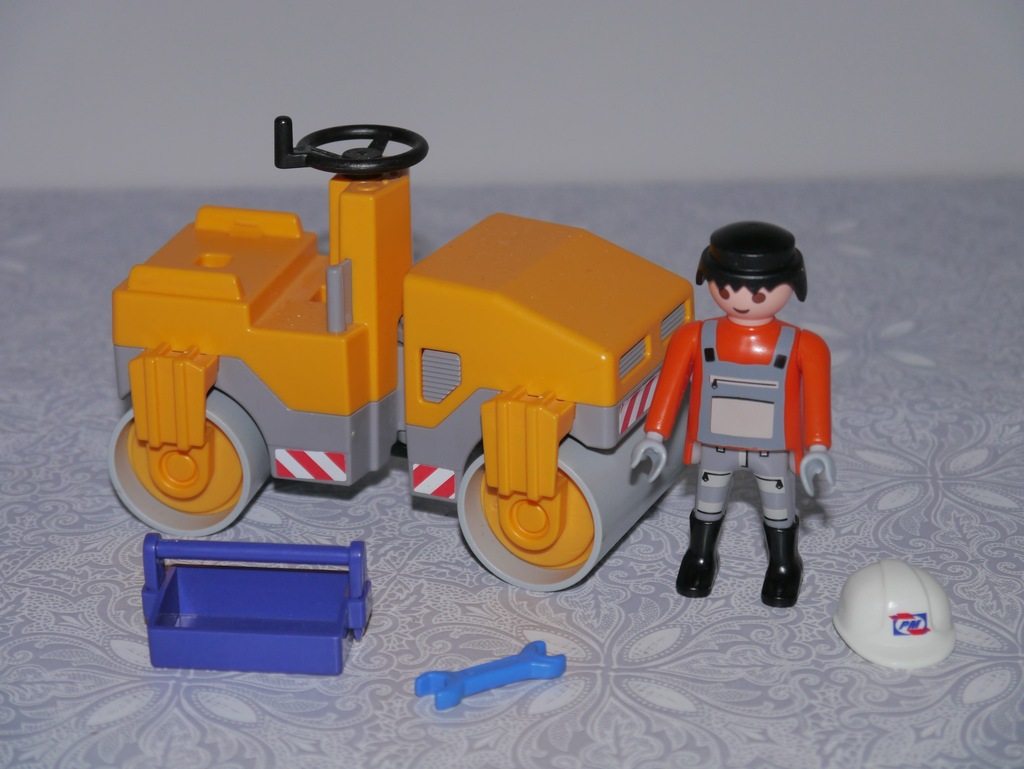 a139 PLAYMOBIL walec drogowy budowlaniec