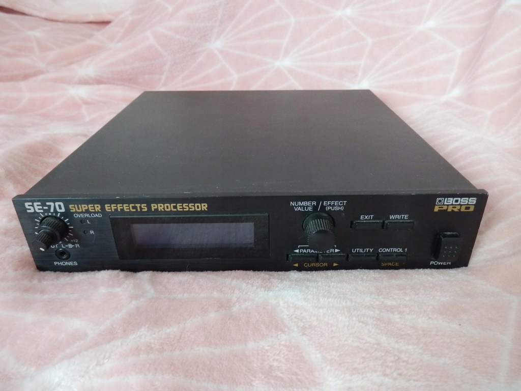 Boss PRO SE-70 Super Effects Processor - 7538463091