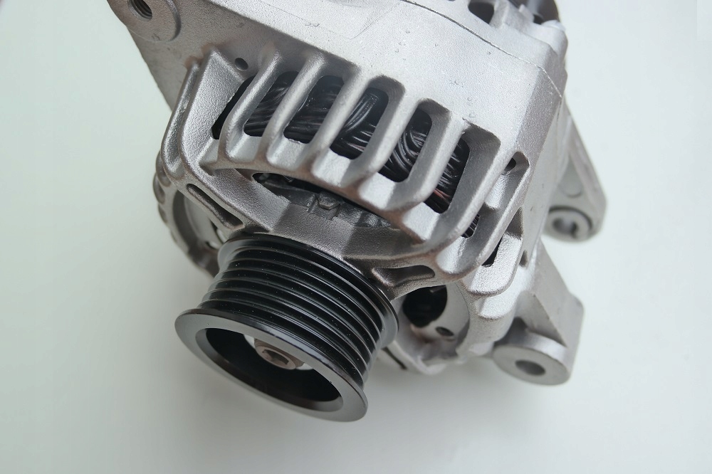 ORYGINALNY ALTERNATOR TOYOTA YARIS 1.0 1.3 PO REG