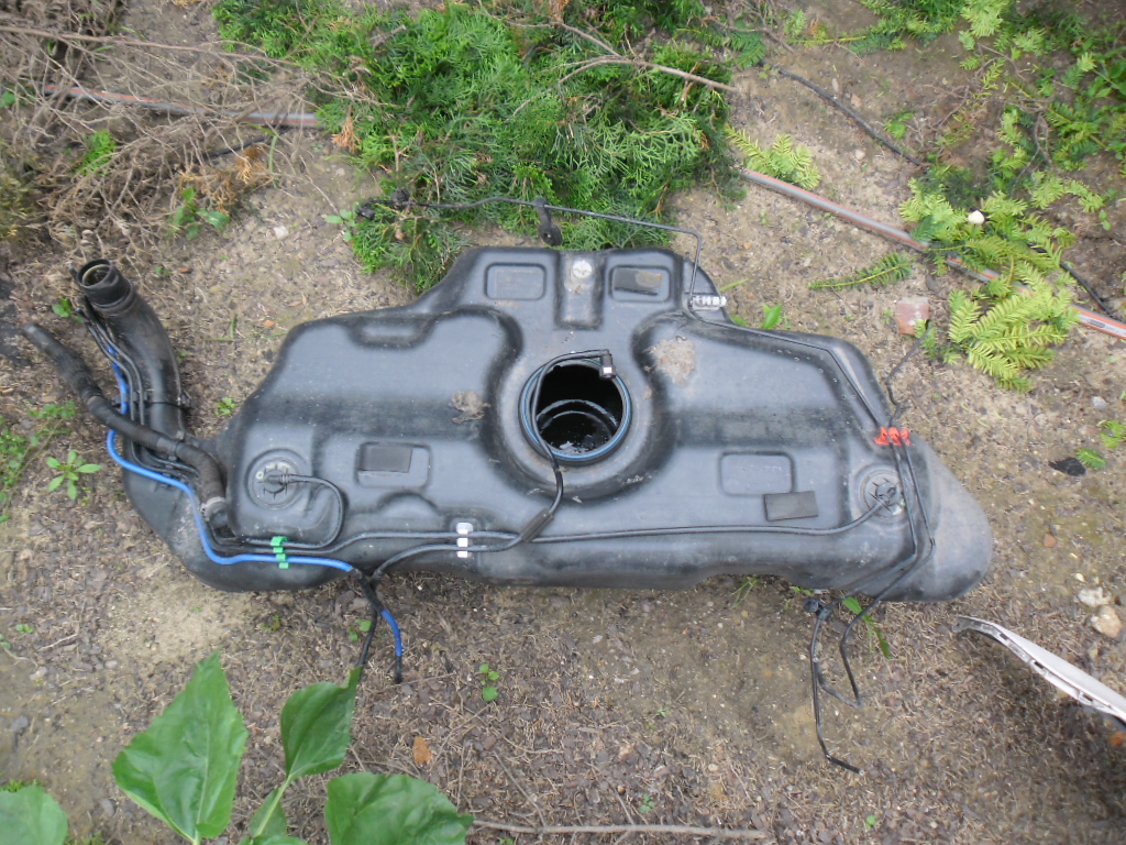 FIAT PUNTO II  ZBIORNIK PALIWA