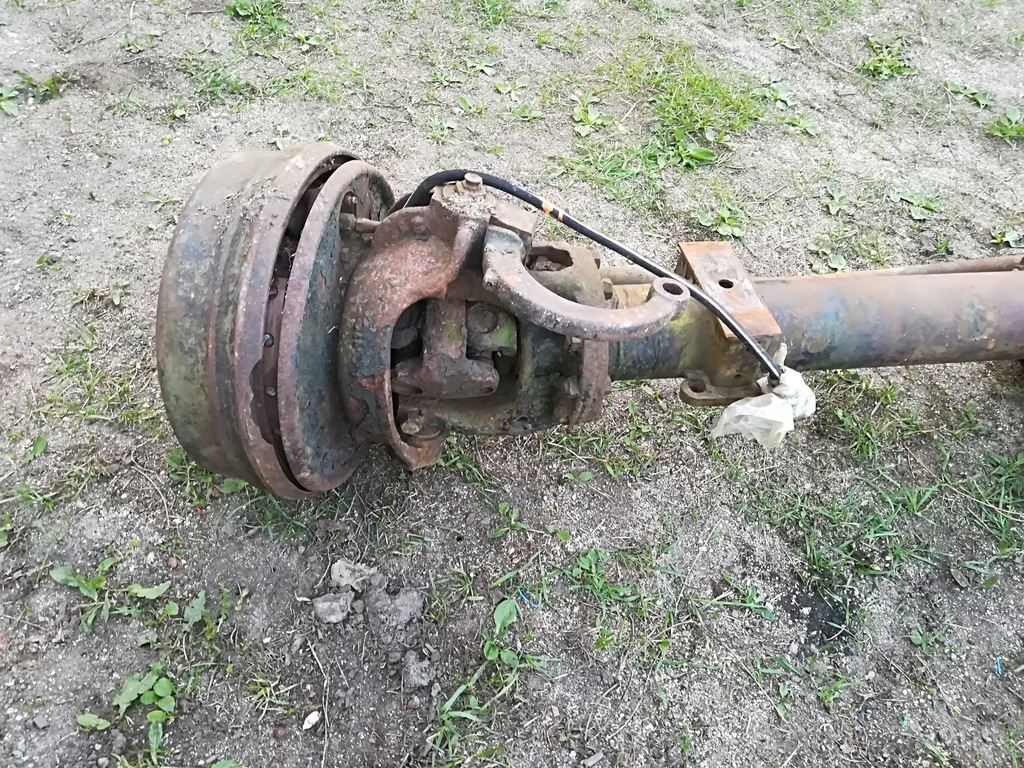 zwrotnica piasta most przedni robur 4x4 ursus