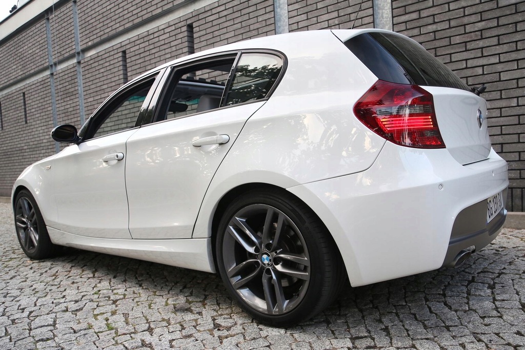BMW 120d M KEYLESS NAVI HARMAN JASNE WNĘTRZE SKÓRA