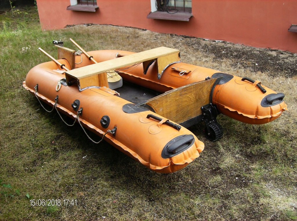 Ponton OSA 270 z wyposarzeniem