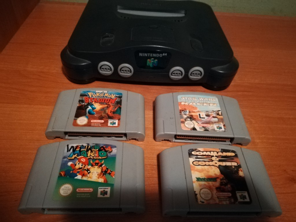 Nintendo 64, 2 pady, 4 super gry, pelny zestaw!