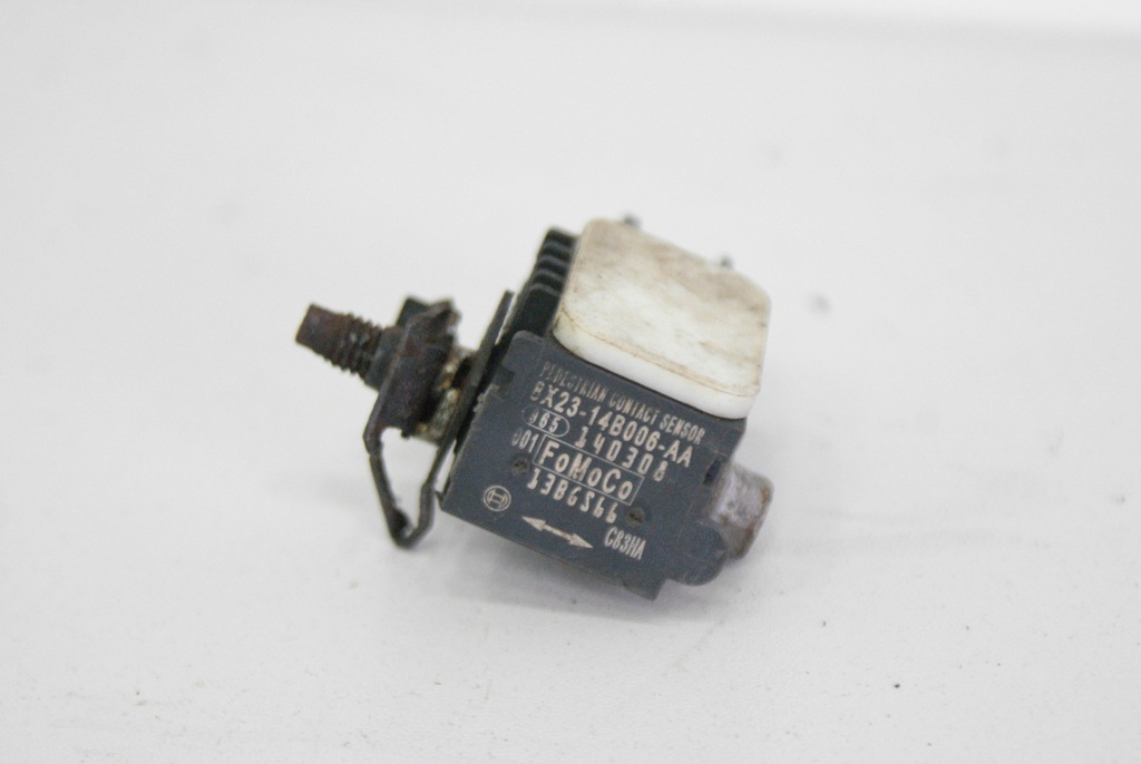 CZUJNIK SENSOR PIESZEGO 8X23-14B006-AA JAGUAR XF