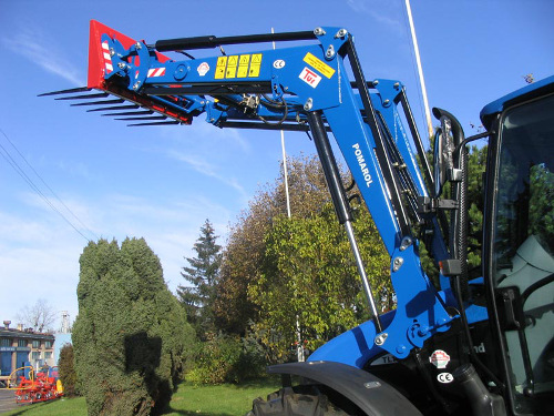 Ładowacz czołowy POMAROL TUR 220A 1500kg