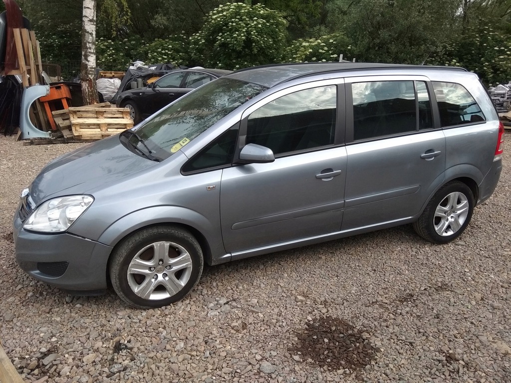 Opel zafira b 2008