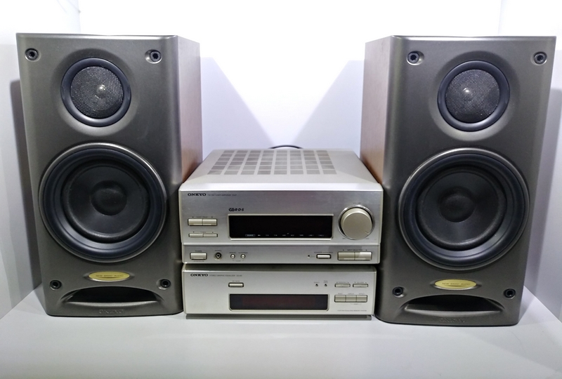 ZESTAW FM/AM ONKYO EQ-A5/R-A7 + 2 GŁOŚNIKI PS-A7