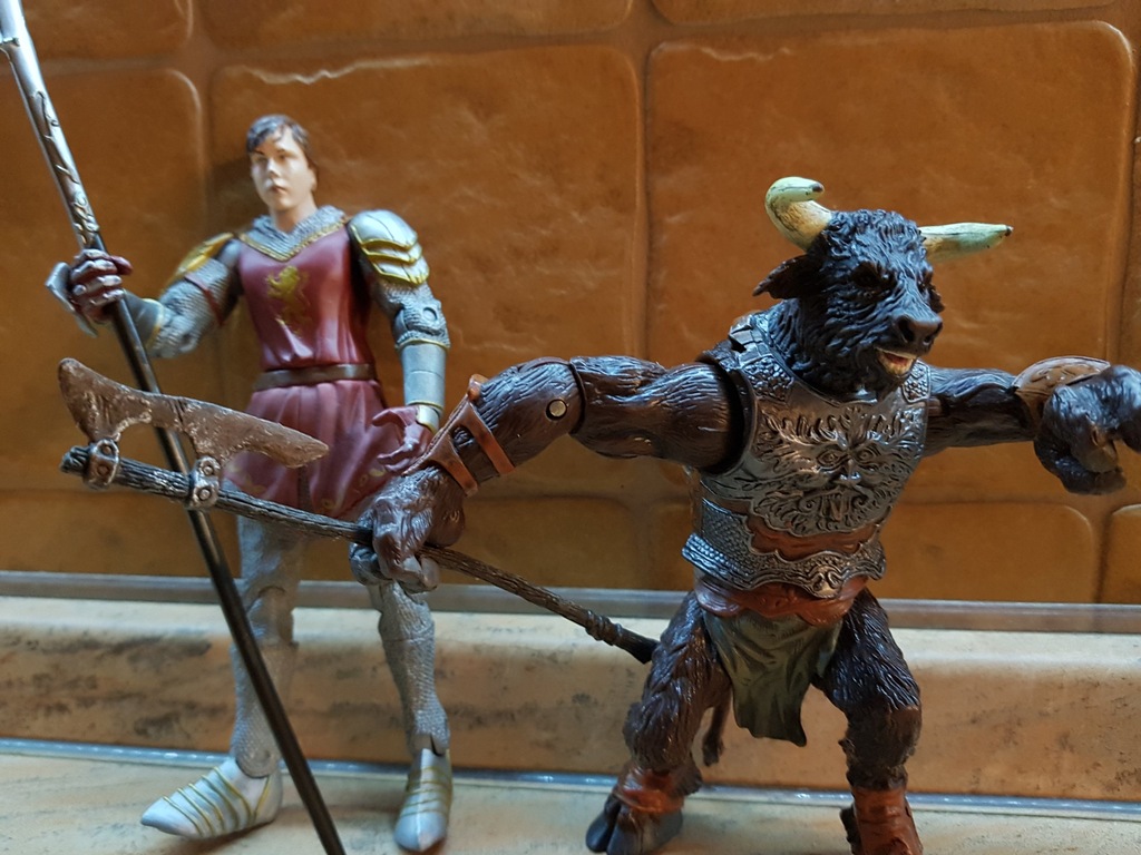 OPOWIESCI Z NARNII   FIGURKI