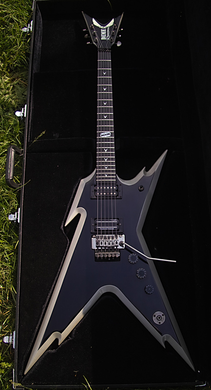 Dean Razorback Dimebag Darrell TwoTone + case