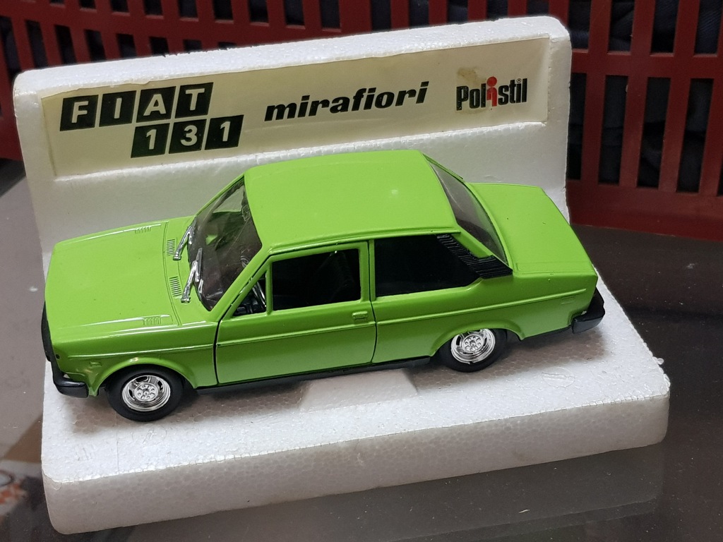 fiat 131 mirafiori polistil 1:25