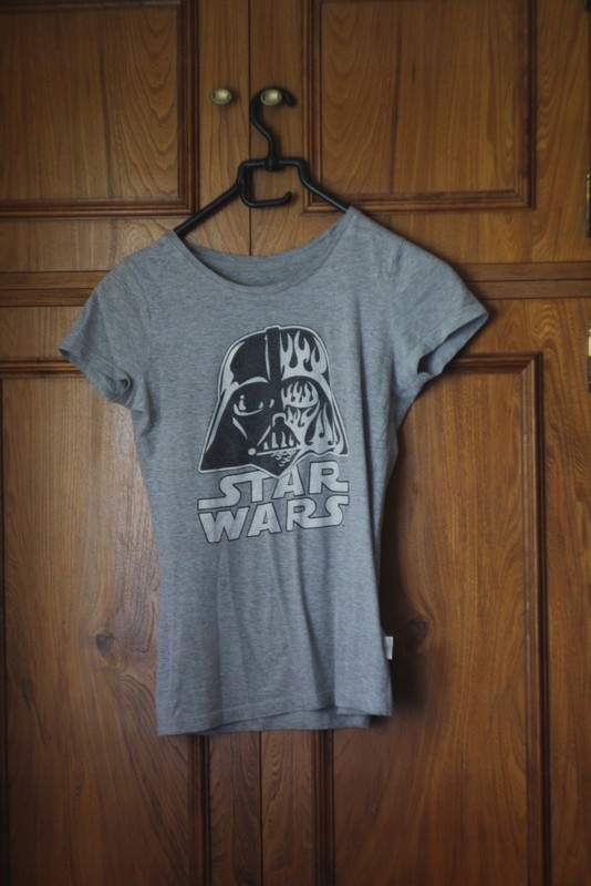Szara koszulka z motywem Star Wars